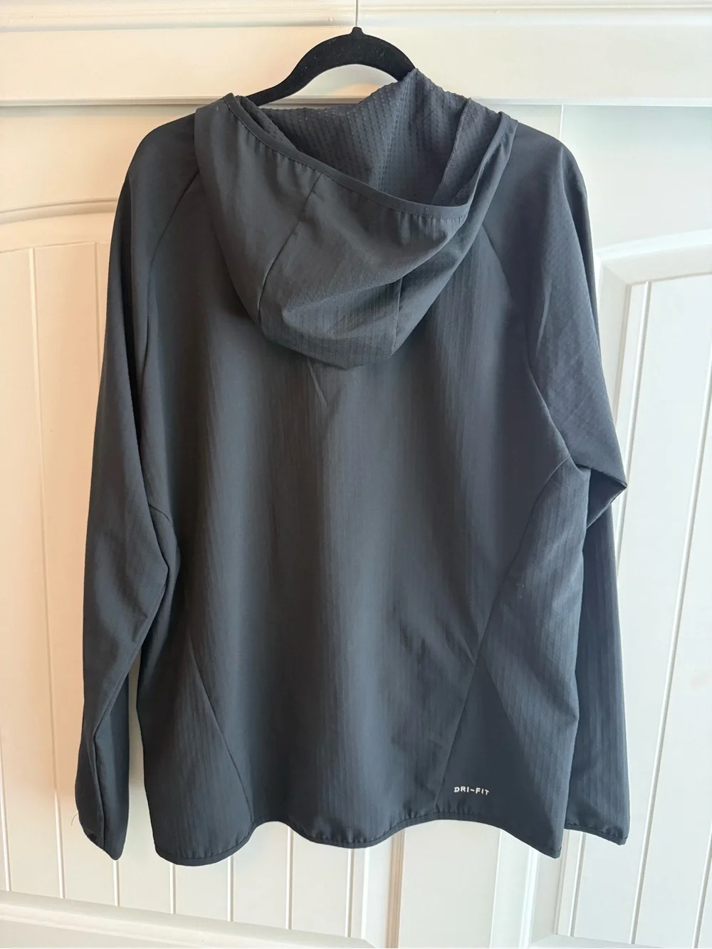 Nike lightweight hooded